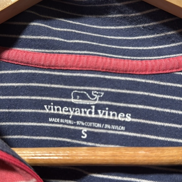 Vineyard Vines coral and white striped cotton quarter zip size small - Picture 2 of 3